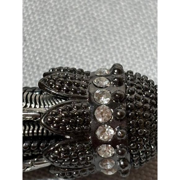 Kiam Family Silver Tone, Chunky Multi Strand Silver & Black Chain Necklace Bold - Picture 6 of 9